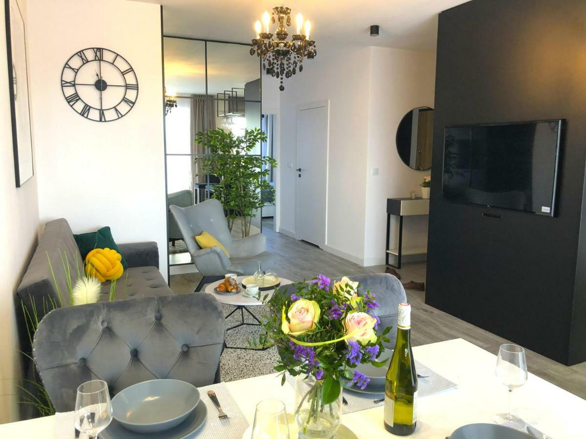 Glamour Apartment With Big, Private Terrace Krasków Εξωτερικό φωτογραφία